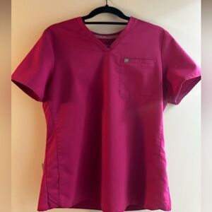 Fabletics Women’s Hibiscus Pink Scrub Top